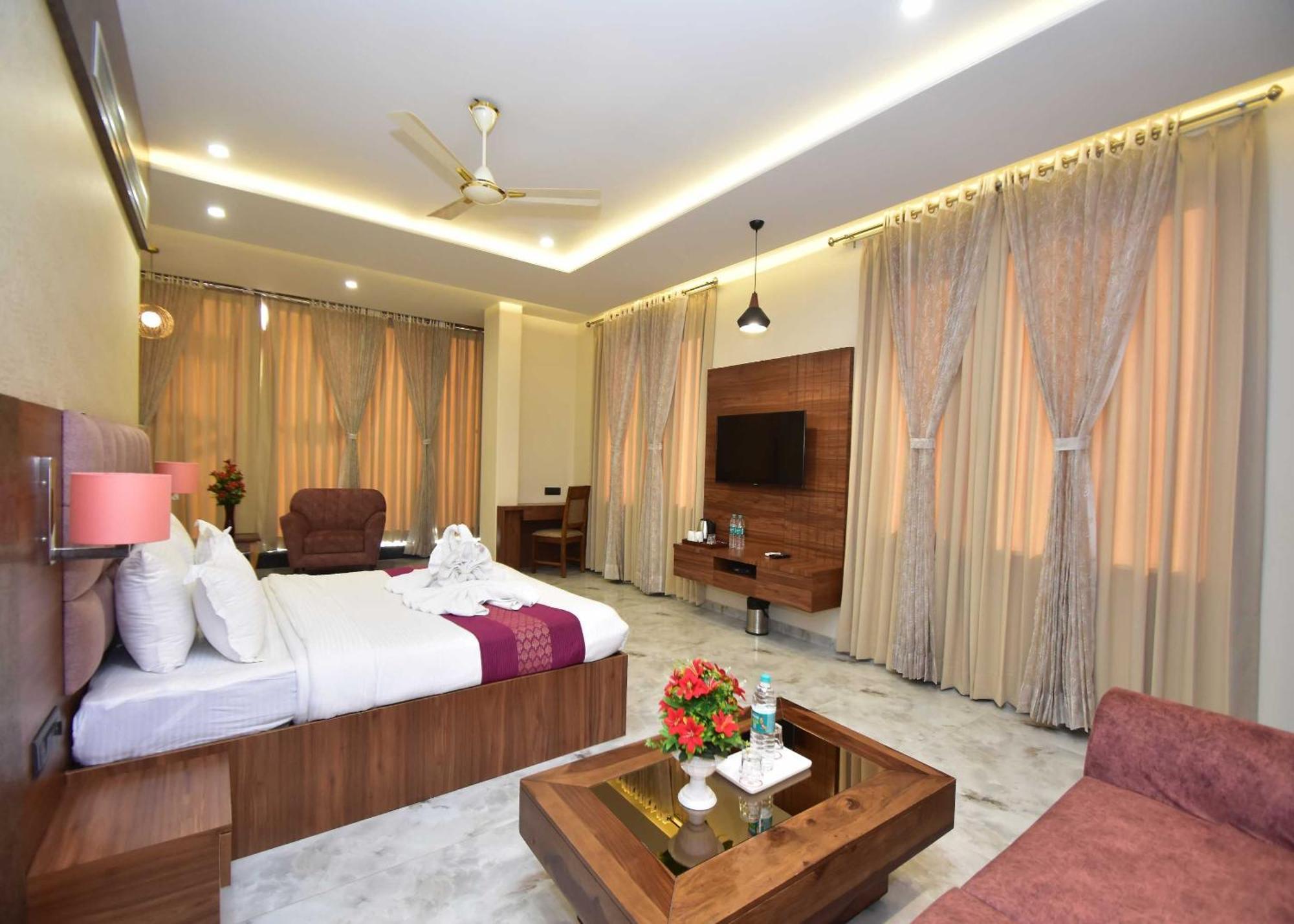 Hotel Shyamleela Khatu Bagian luar foto