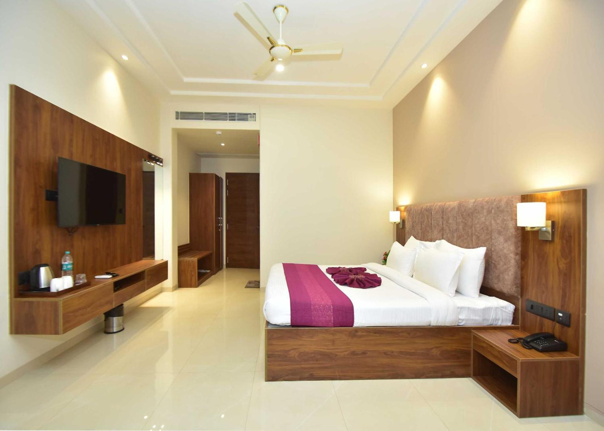Hotel Shyamleela Khatu Bagian luar foto