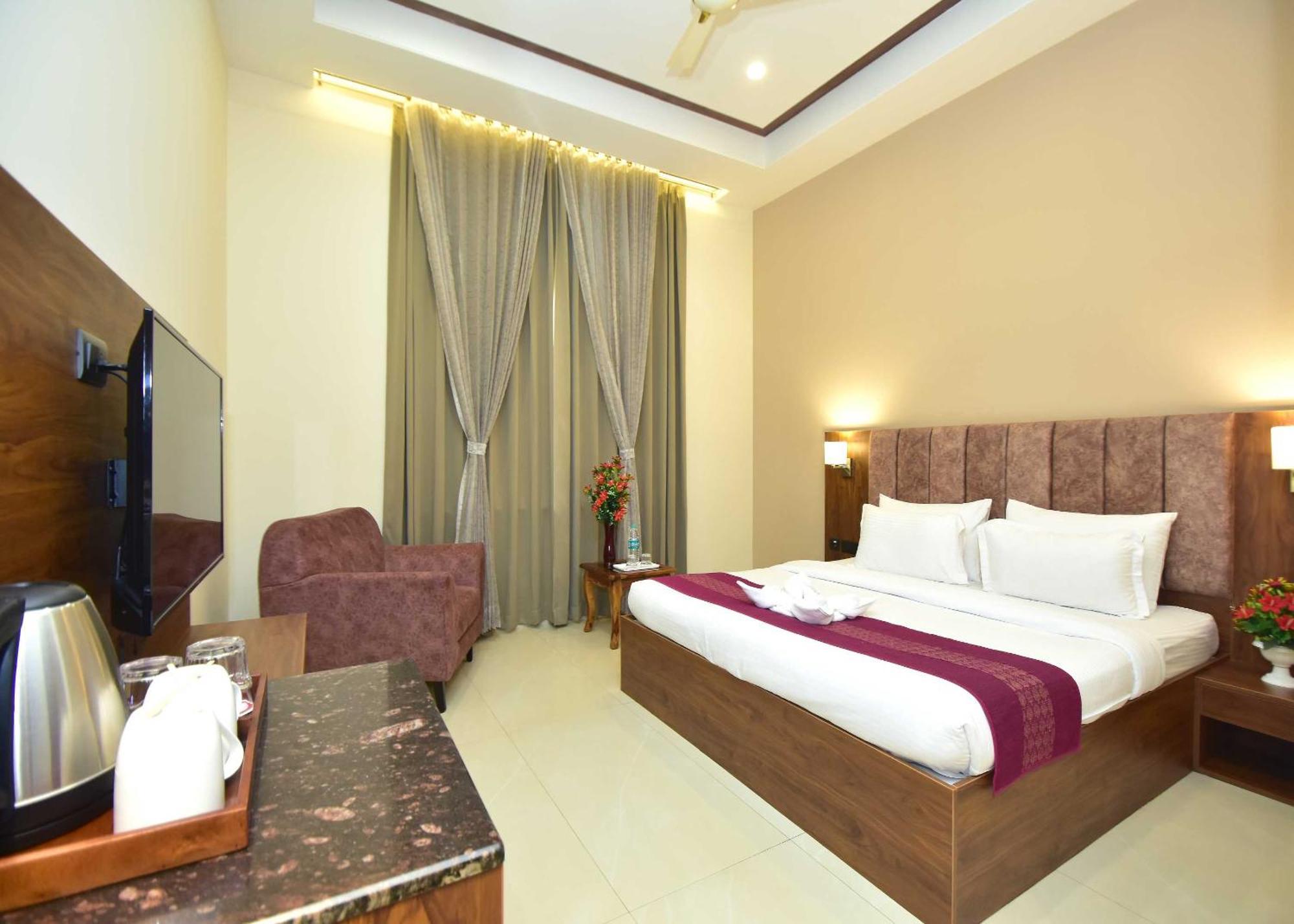 Hotel Shyamleela Khatu Bagian luar foto