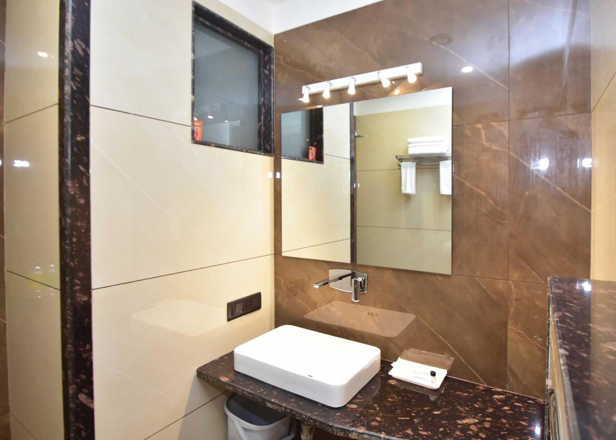 Hotel Shyamleela Khatu Bagian luar foto
