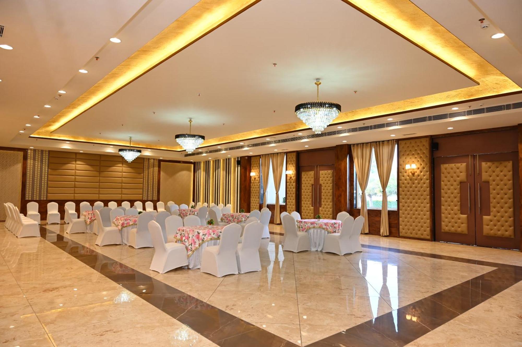 Hotel Shyamleela Khatu Bagian luar foto
