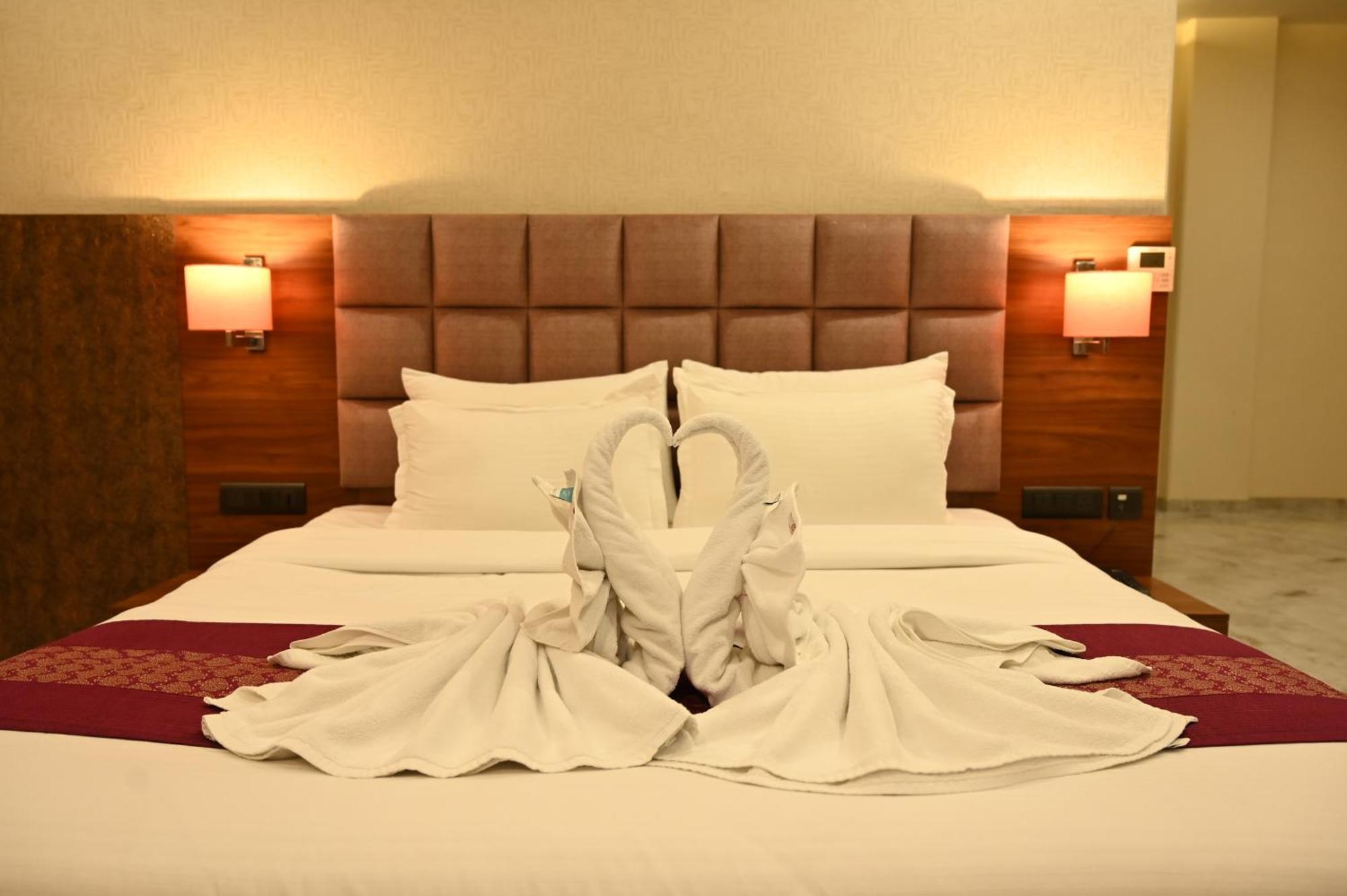 Hotel Shyamleela Khatu Bagian luar foto
