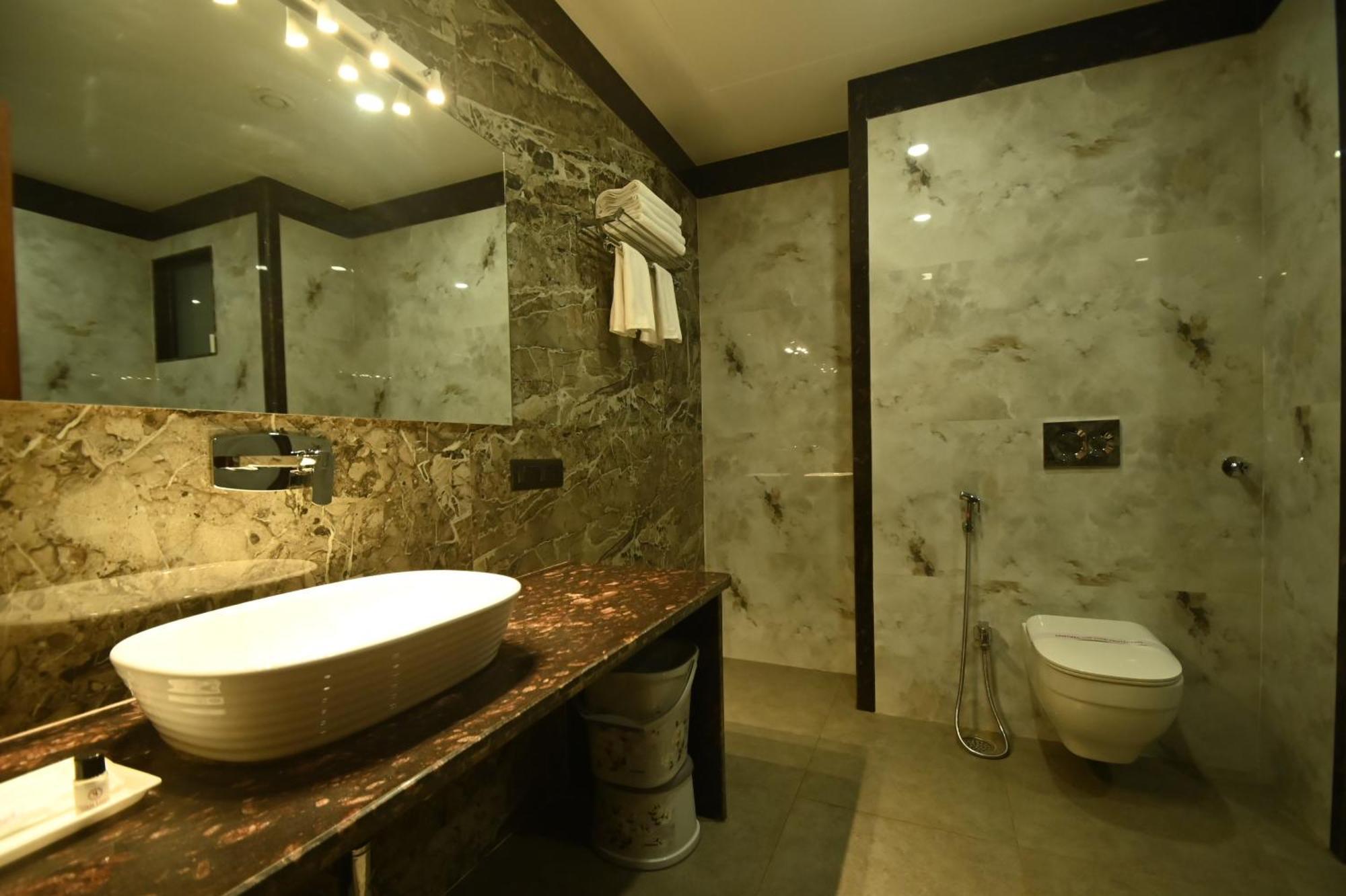 Hotel Shyamleela Khatu Bagian luar foto